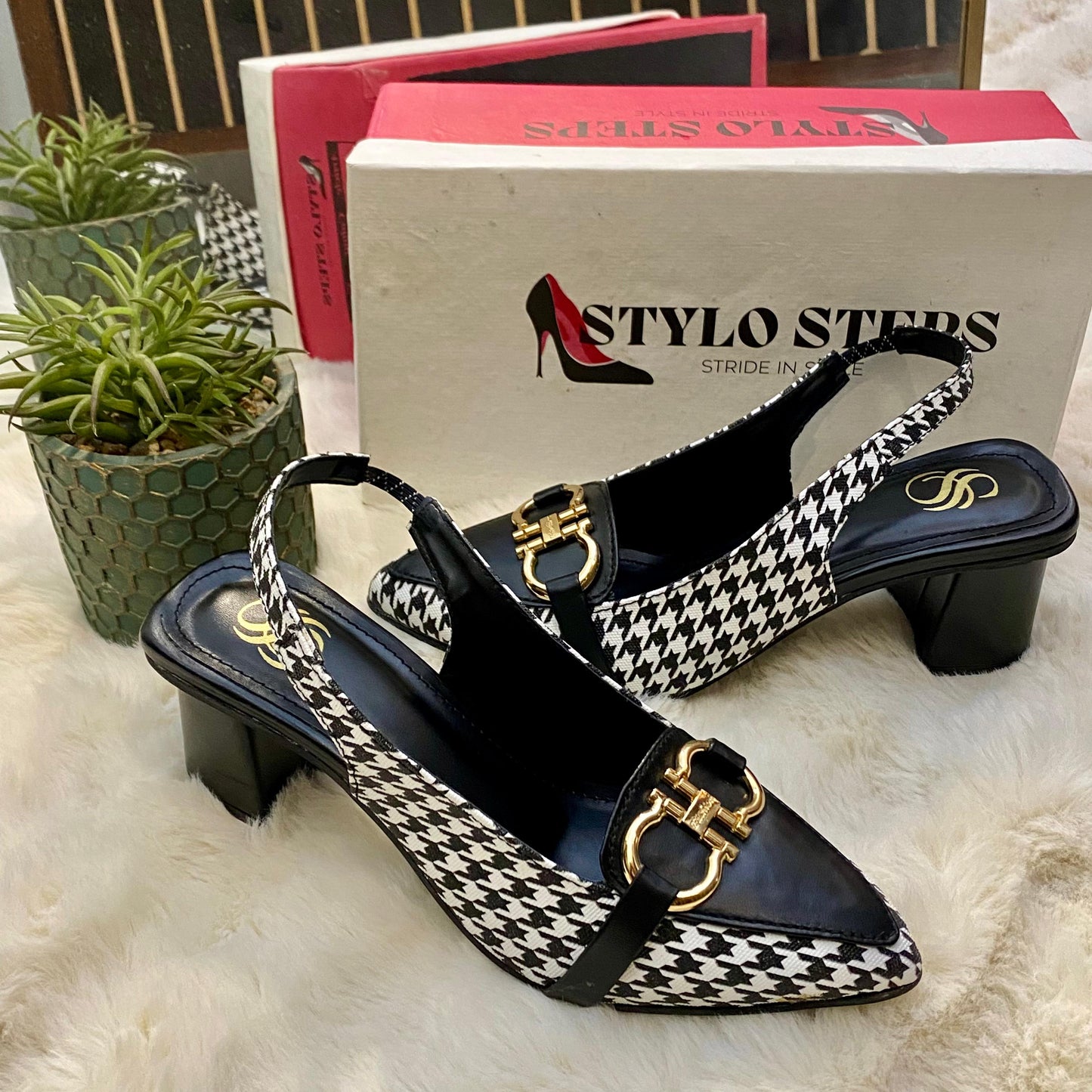 Hounds tooth Block Heel