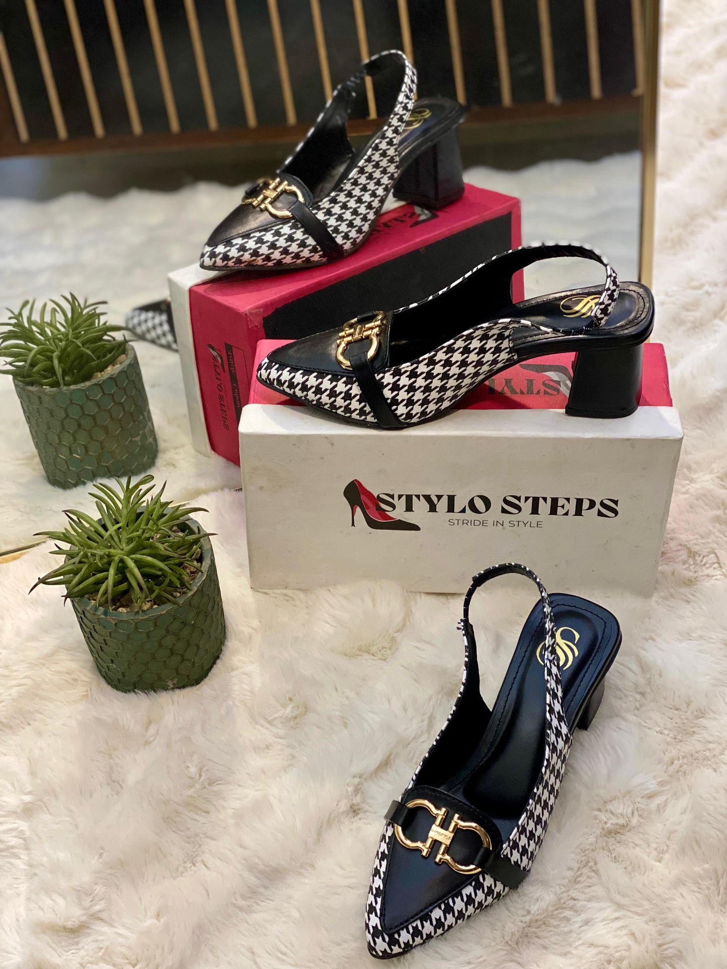 Hounds tooth Block Heel