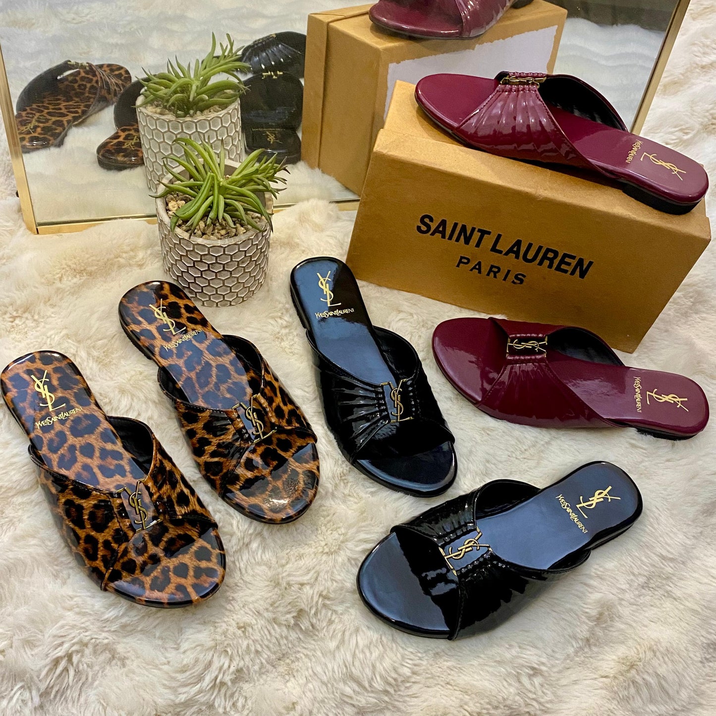 YSL Élan Slides