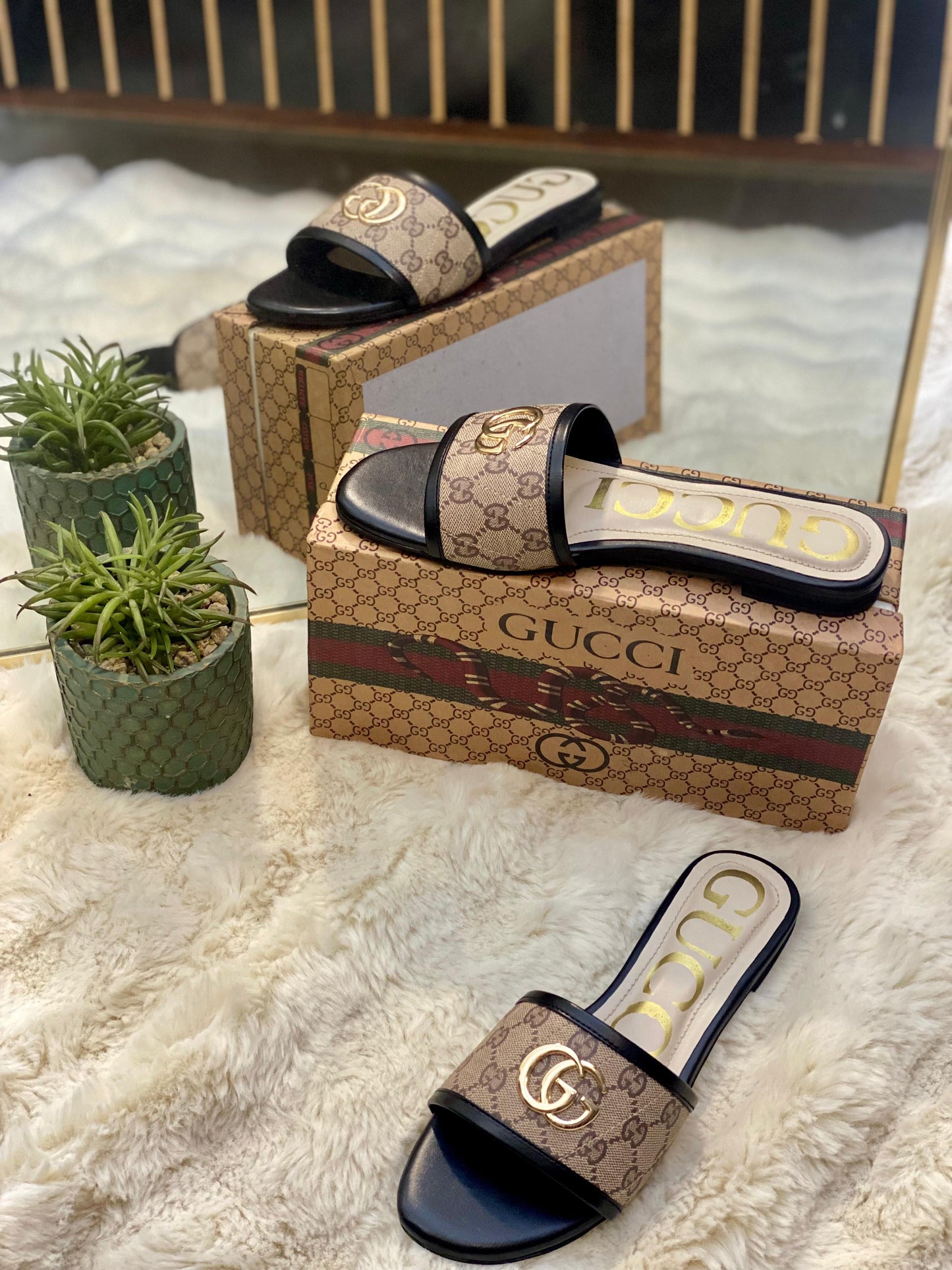 GG Grace Slides