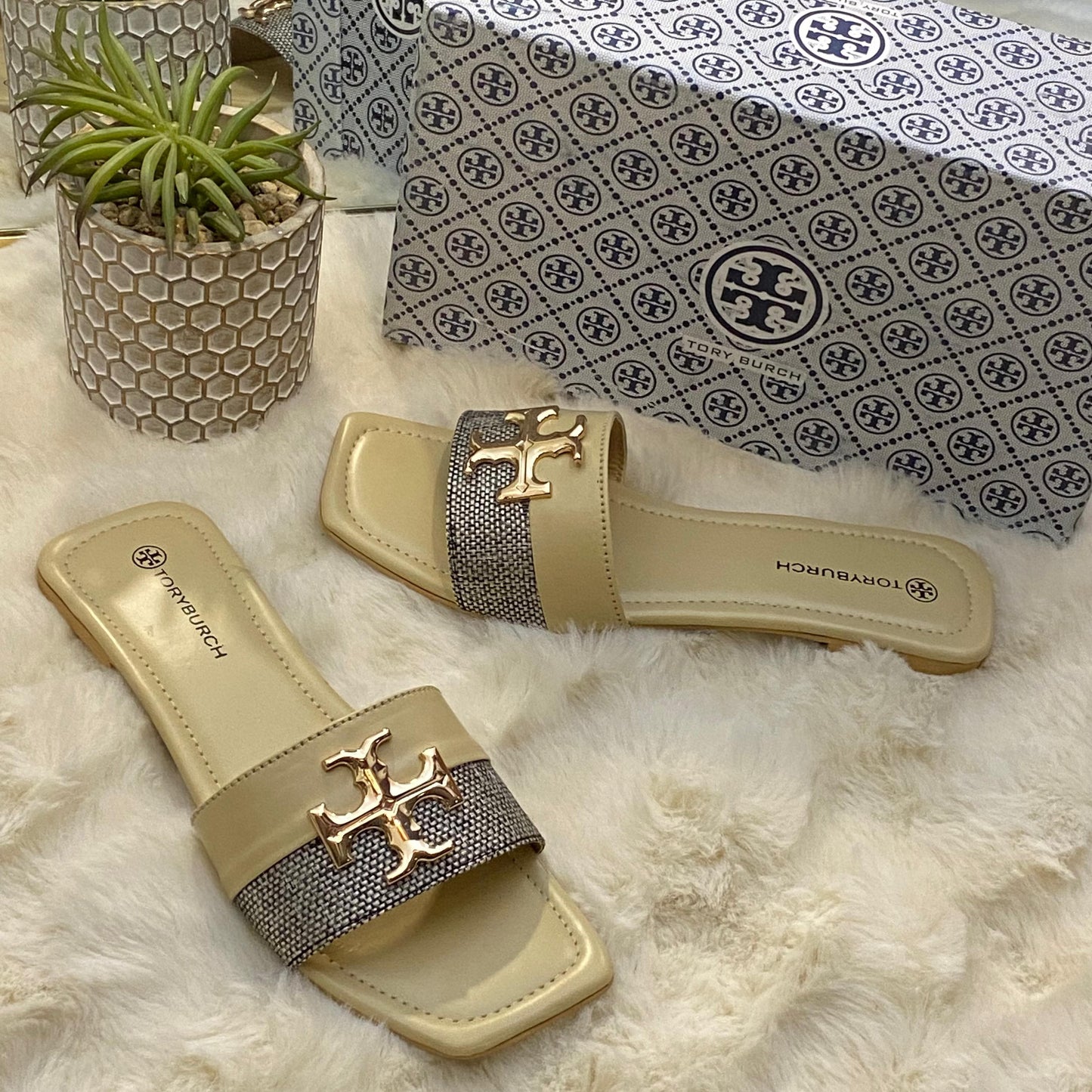 Tory Burch Chic Slides