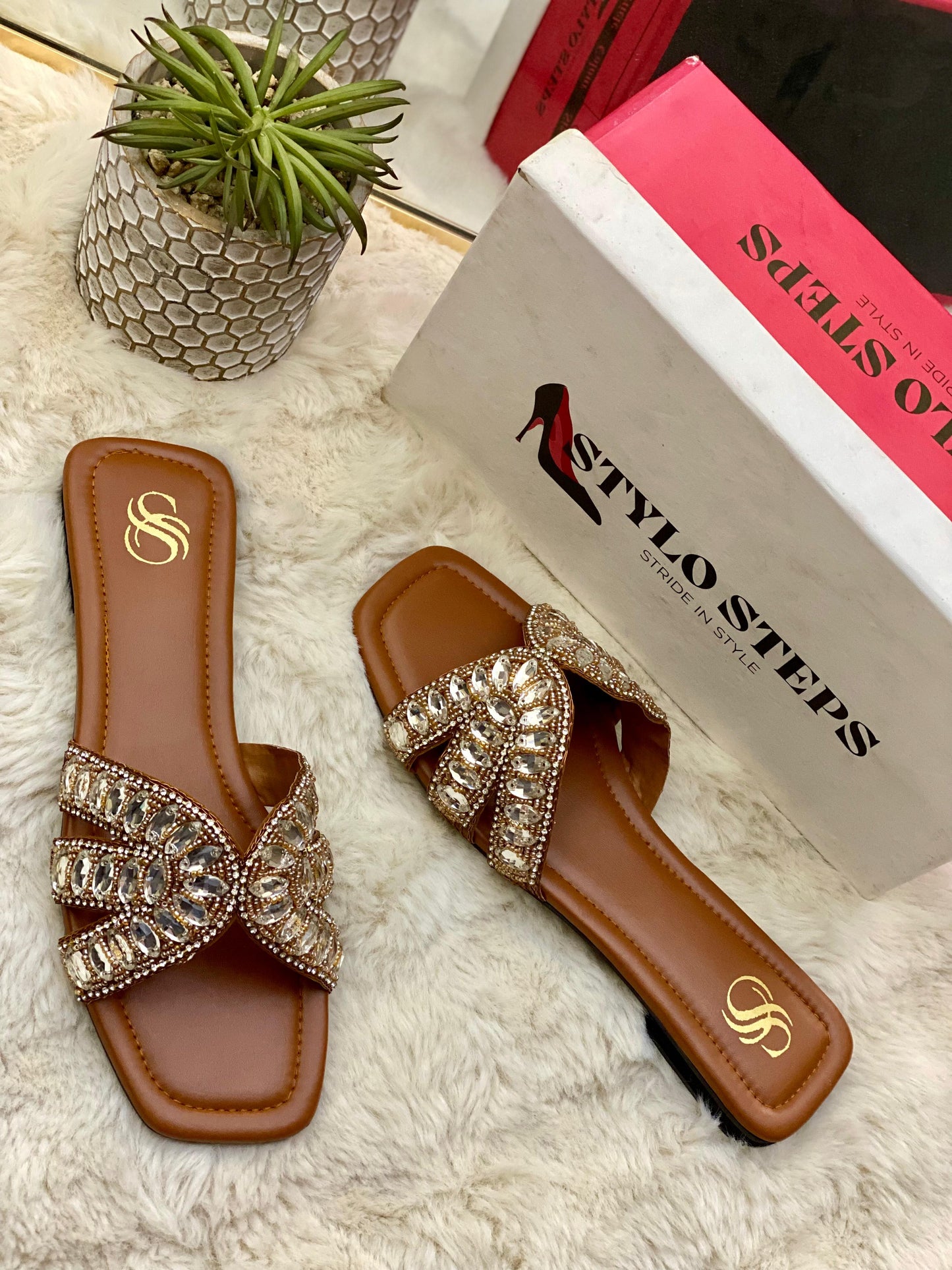 Stylo Glow Flats