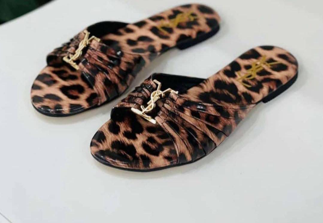 YSL Élan Slides
