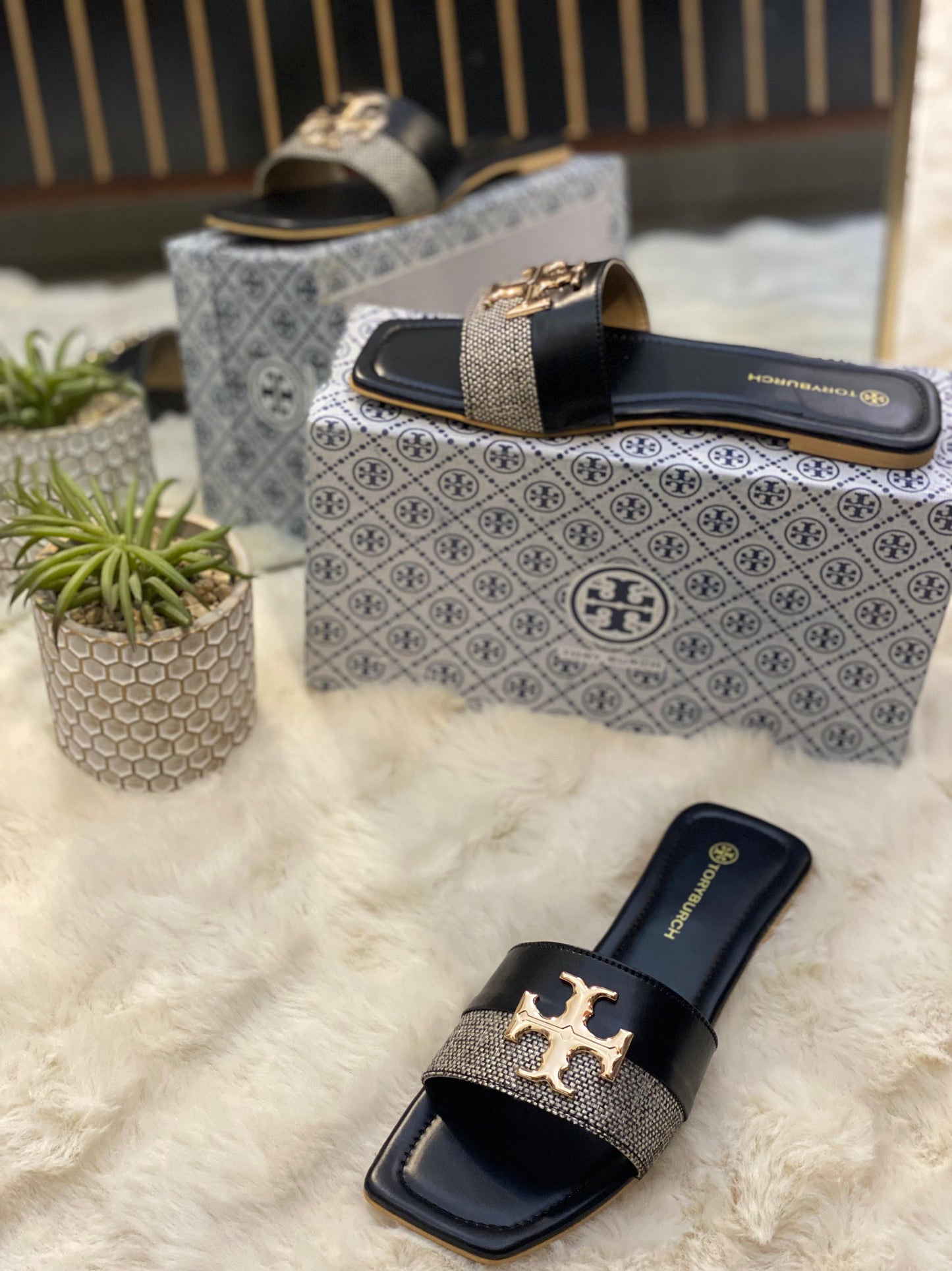 Tory Burch Chic Slides