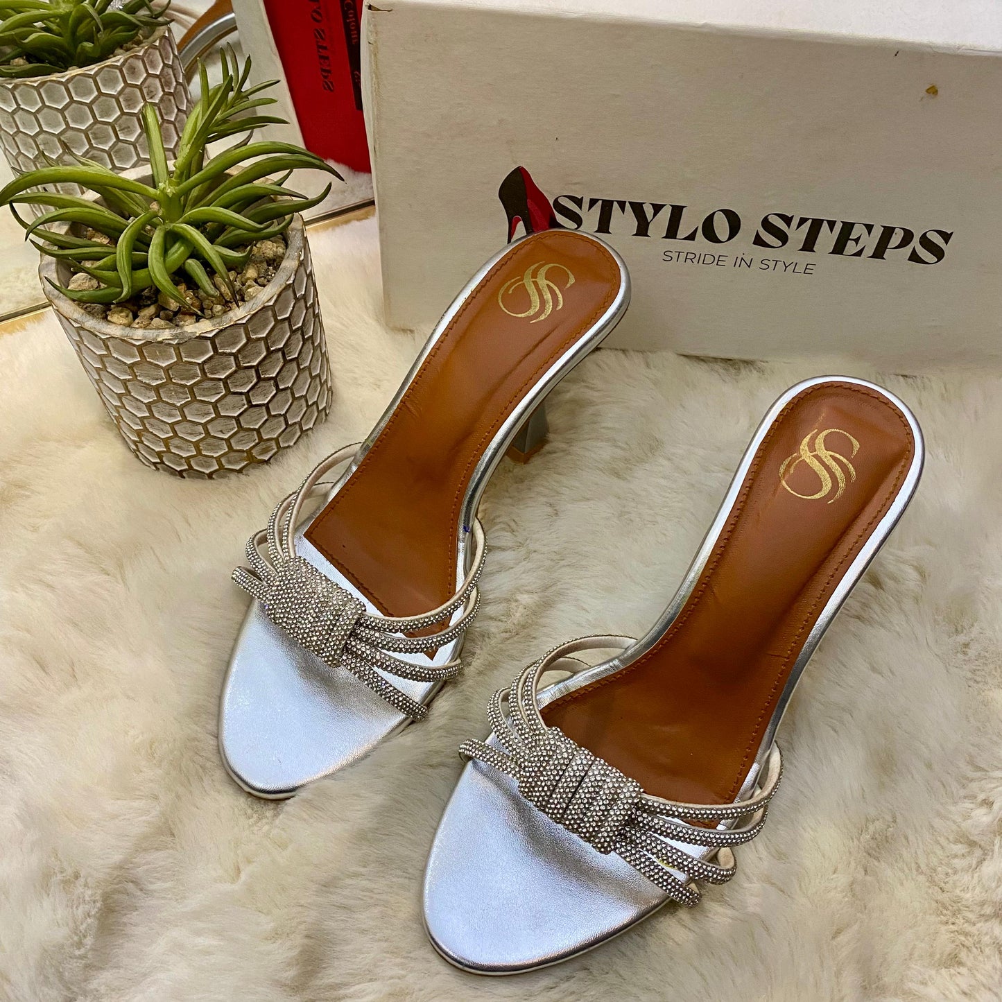 Veloura Heels