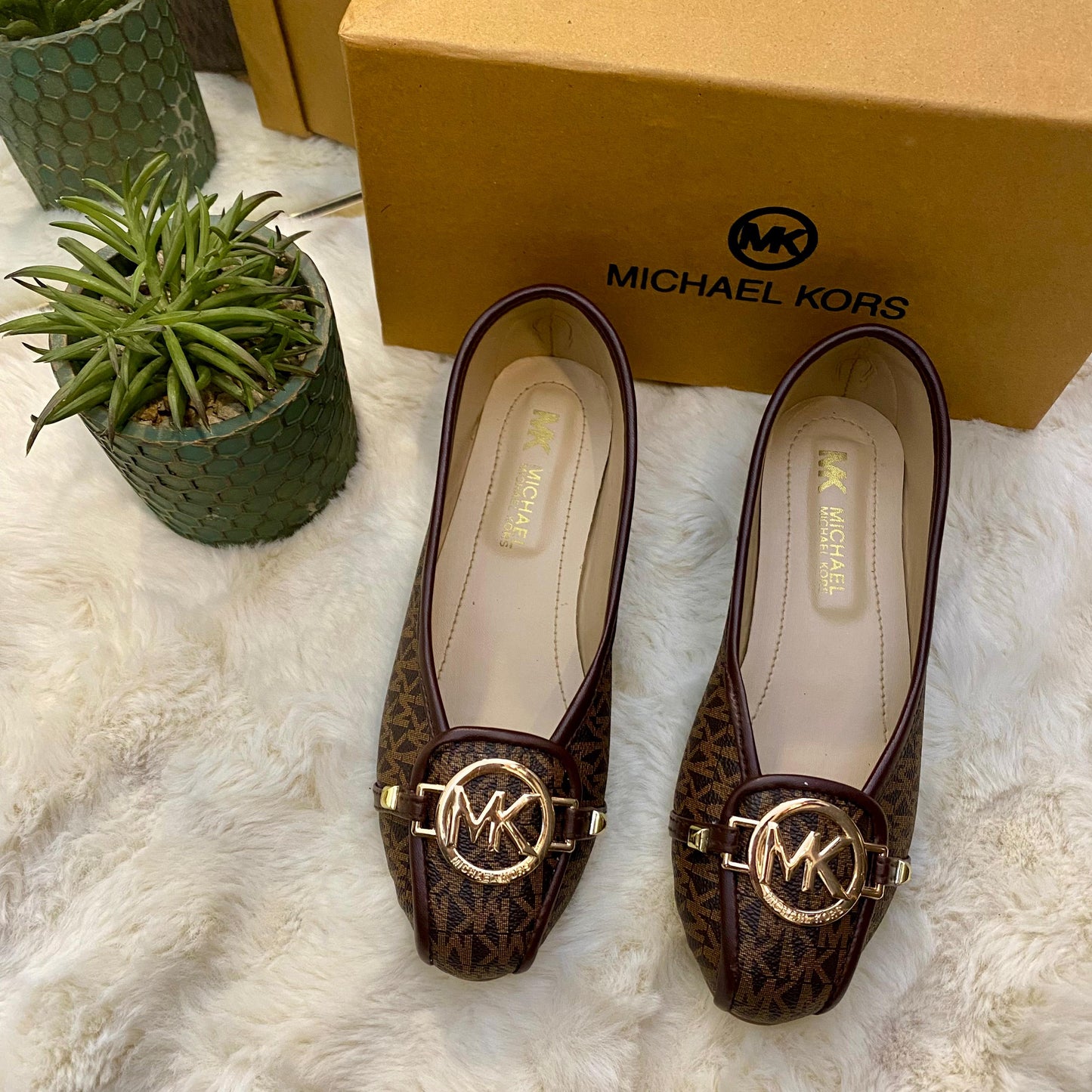 M.K Signature Loafer Pumps