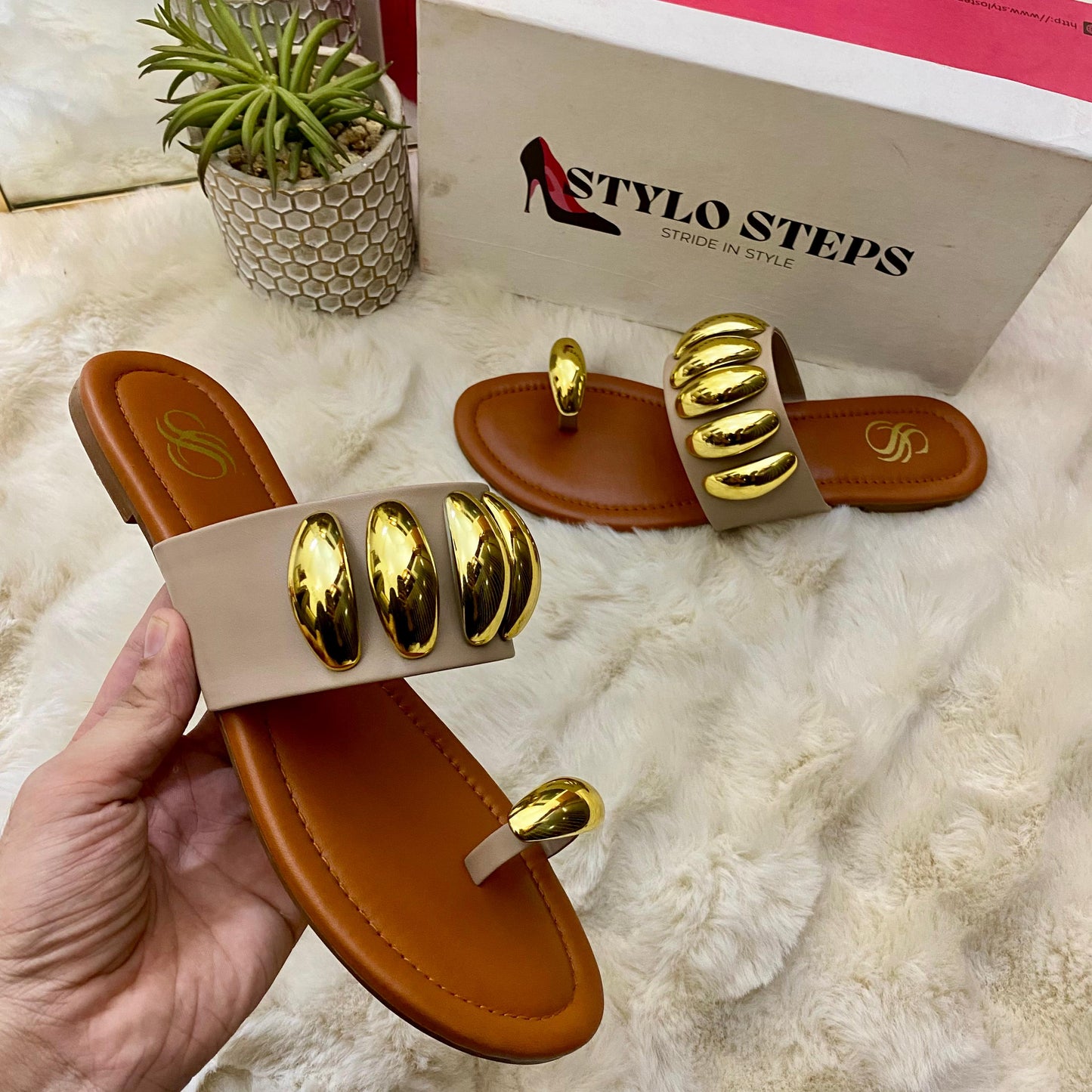 Bold Vibe Flats