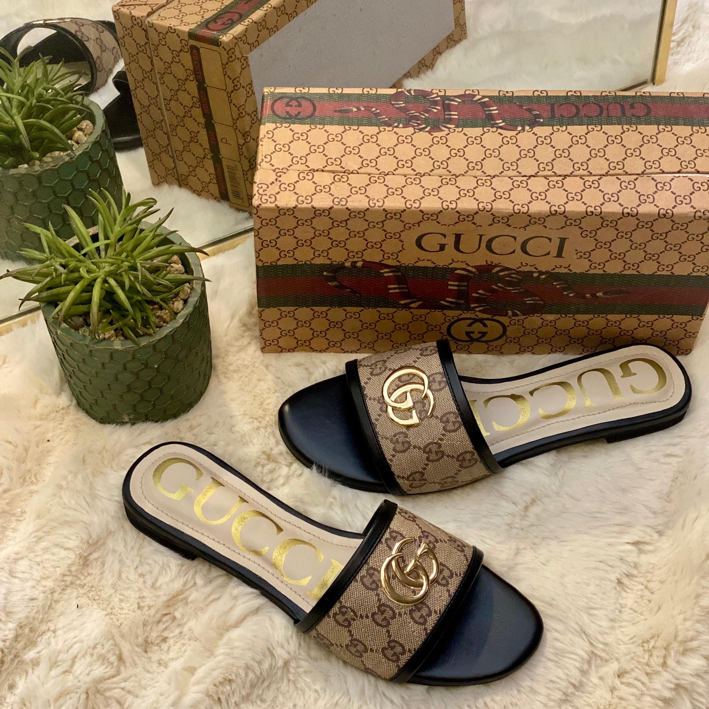 GG Grace Slides