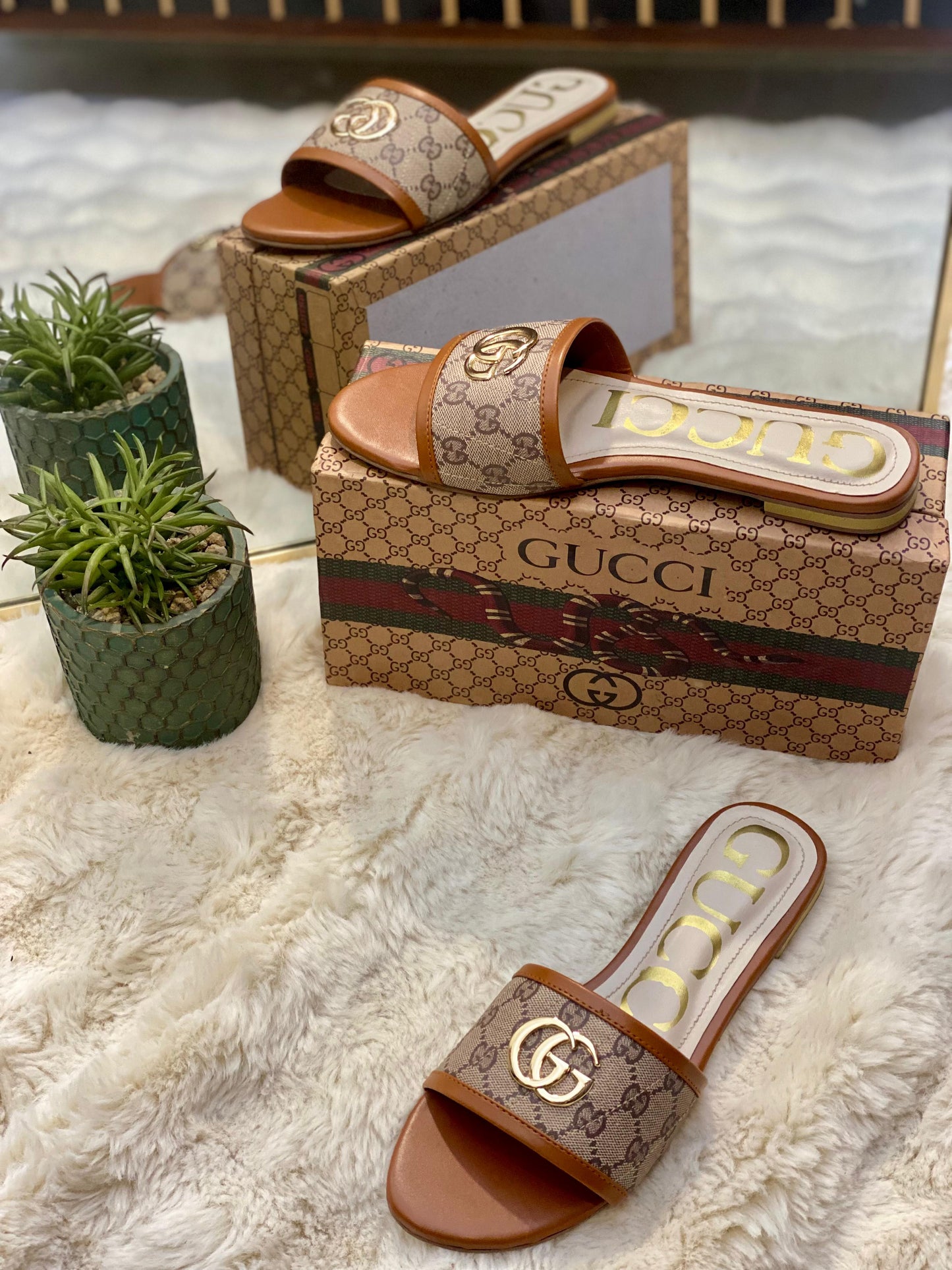 GG Grace Slides