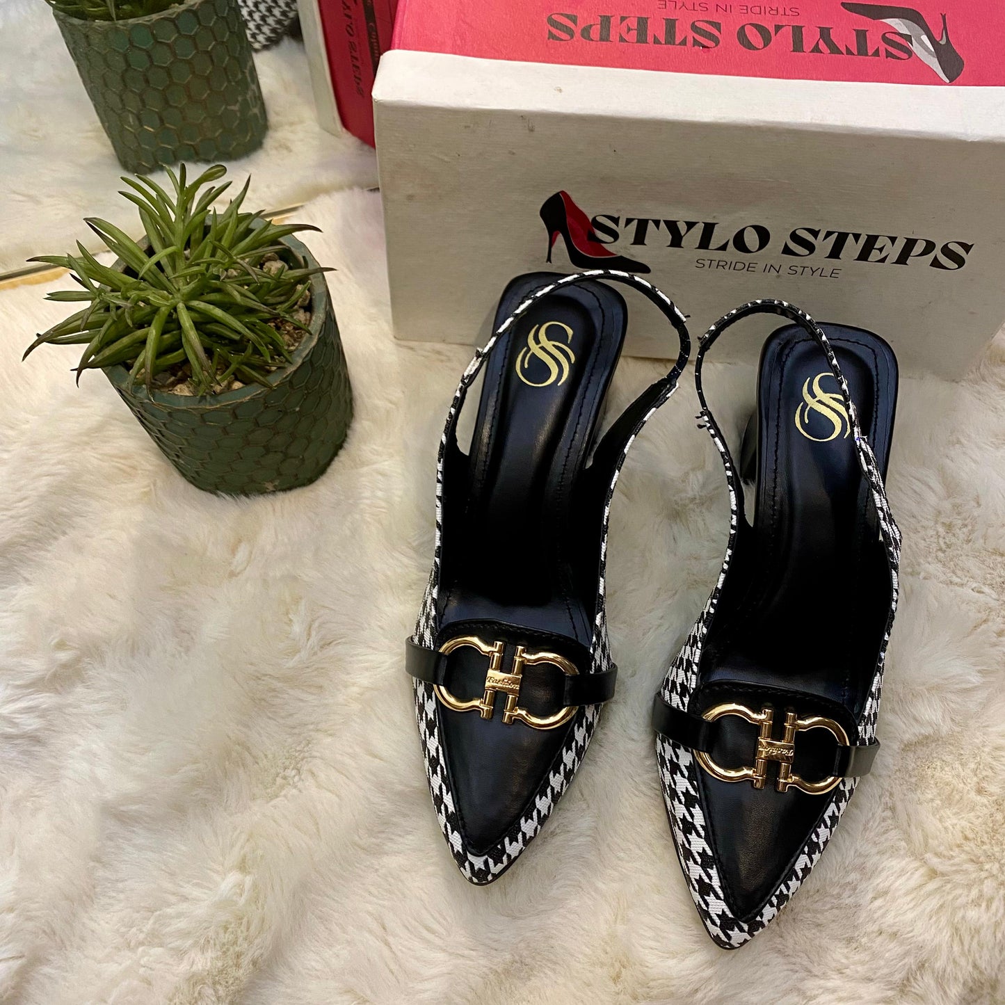 Hounds tooth Block Heel