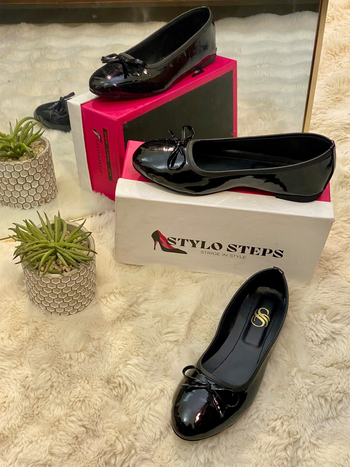 Bow Sensation Ballet Pumps
