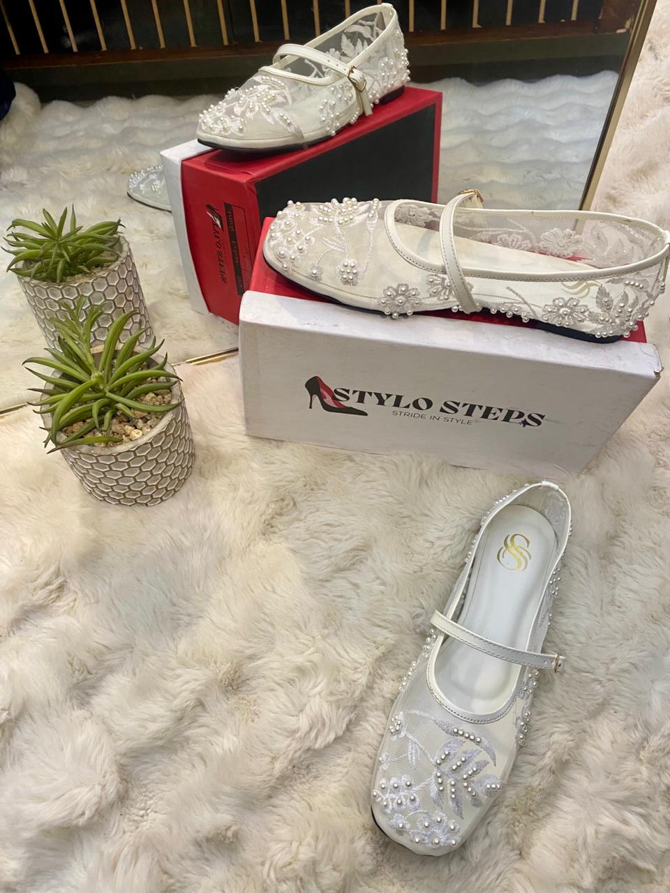 Eterna Bloom Ballet Embroidery Pumps