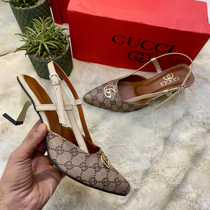 GG Signature Chic Heels