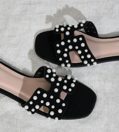 "Pearlé Chic Slides"