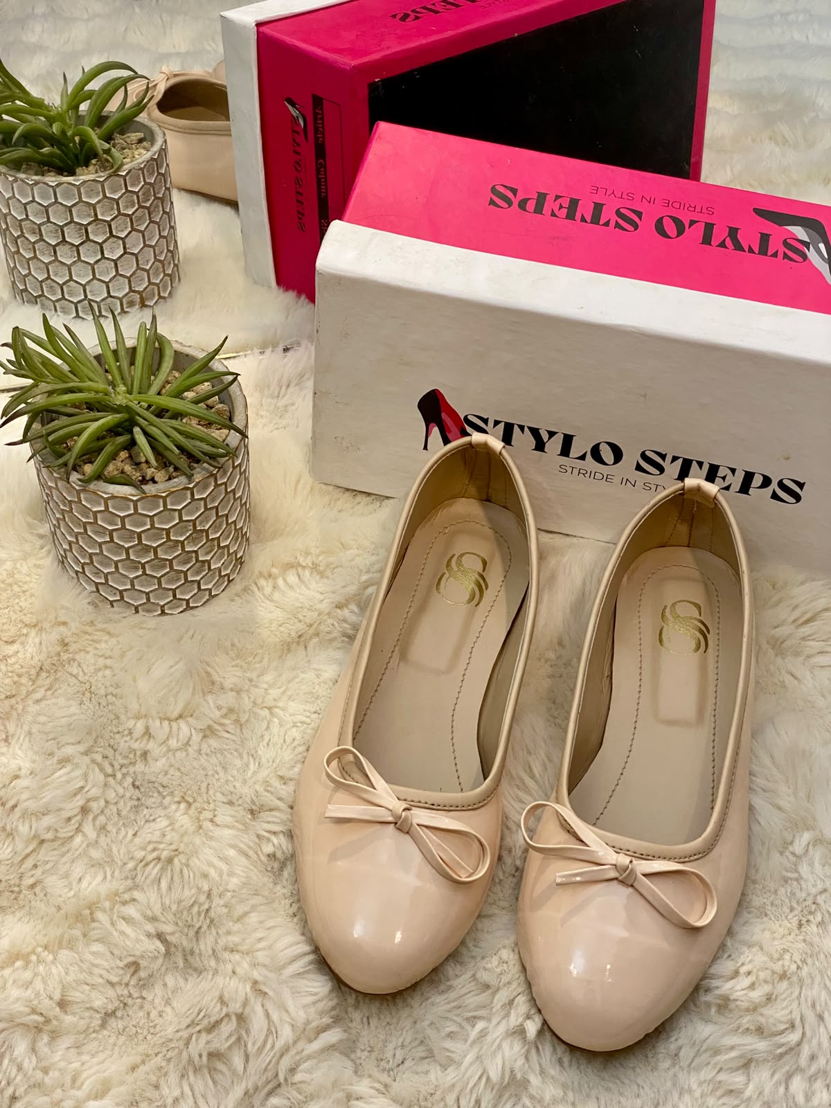 Bow Sensation Ballet Pumps