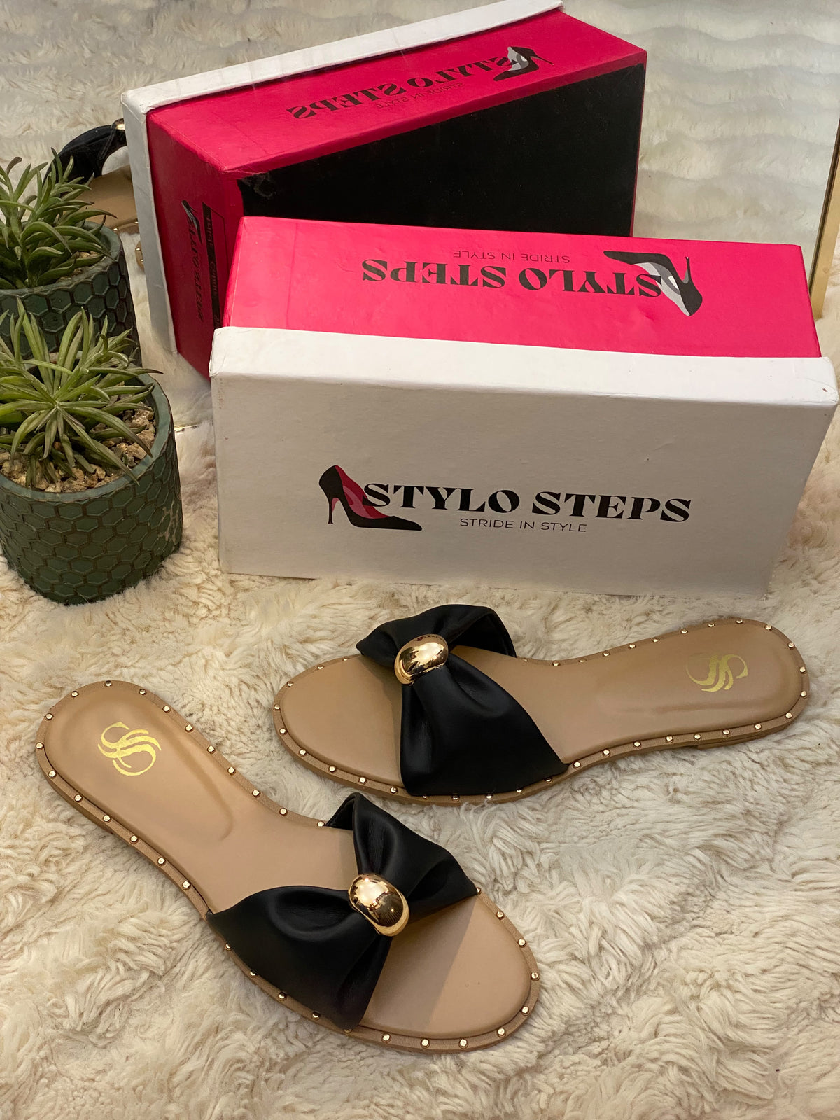 Aurelia Bow Flats