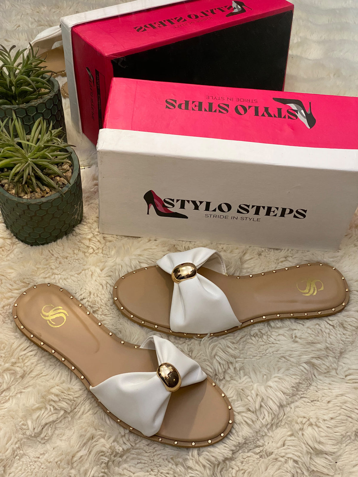 Aurelia Bow Flats