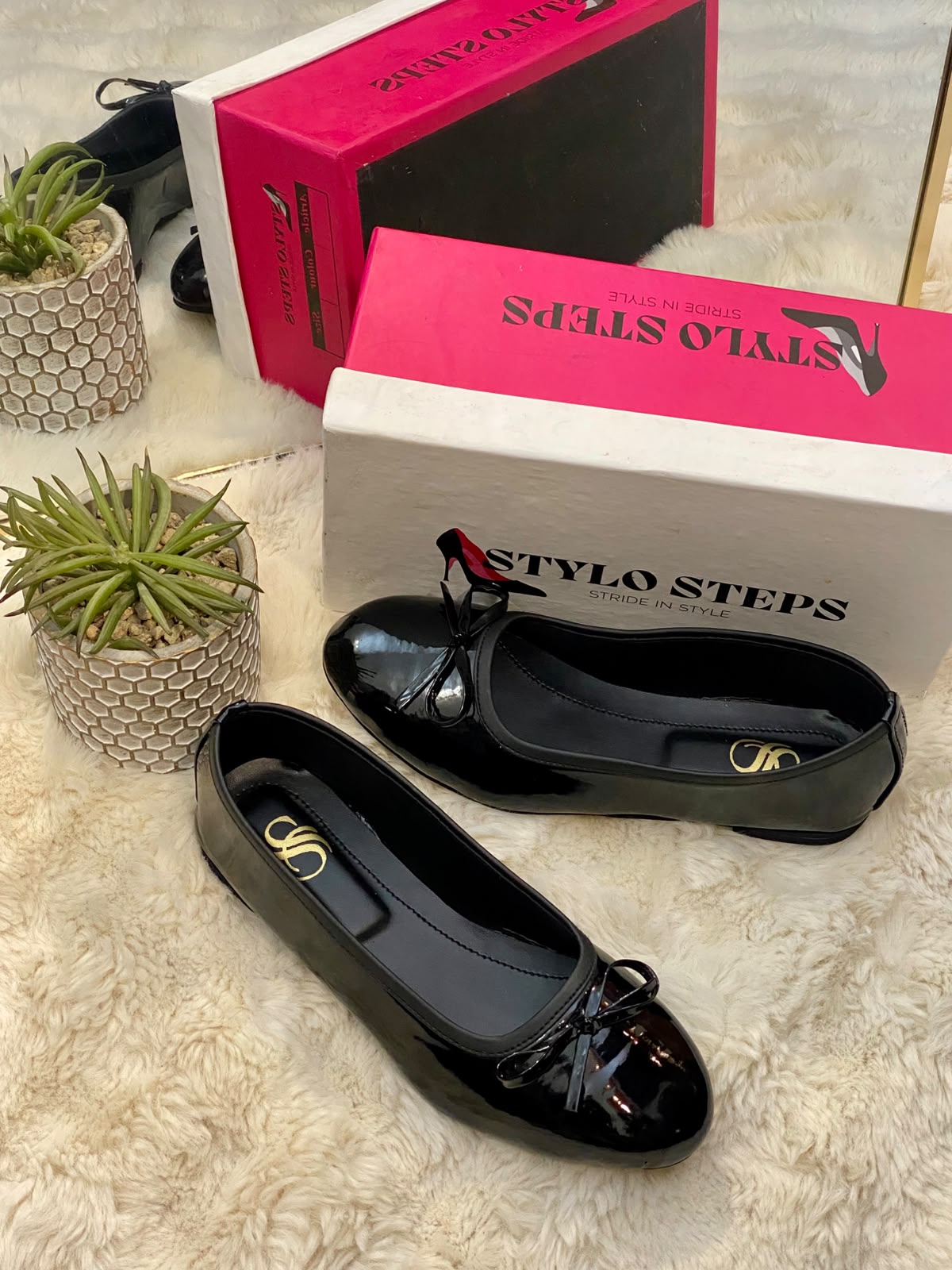 Bow Sensation Ballet Pumps