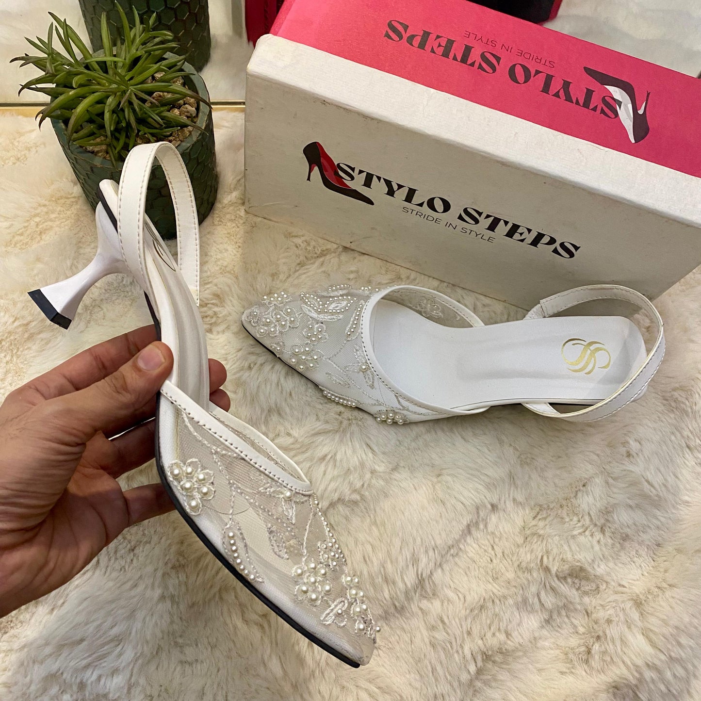 Eterna Bloom Heels