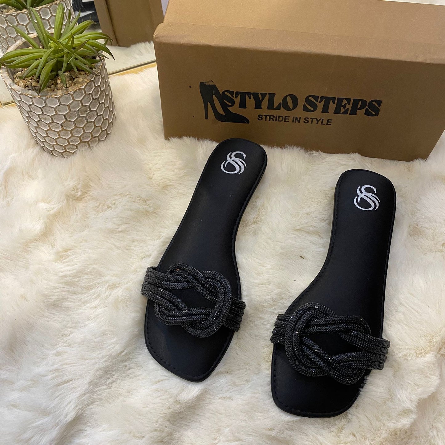 Ebony Charm Heel Flats