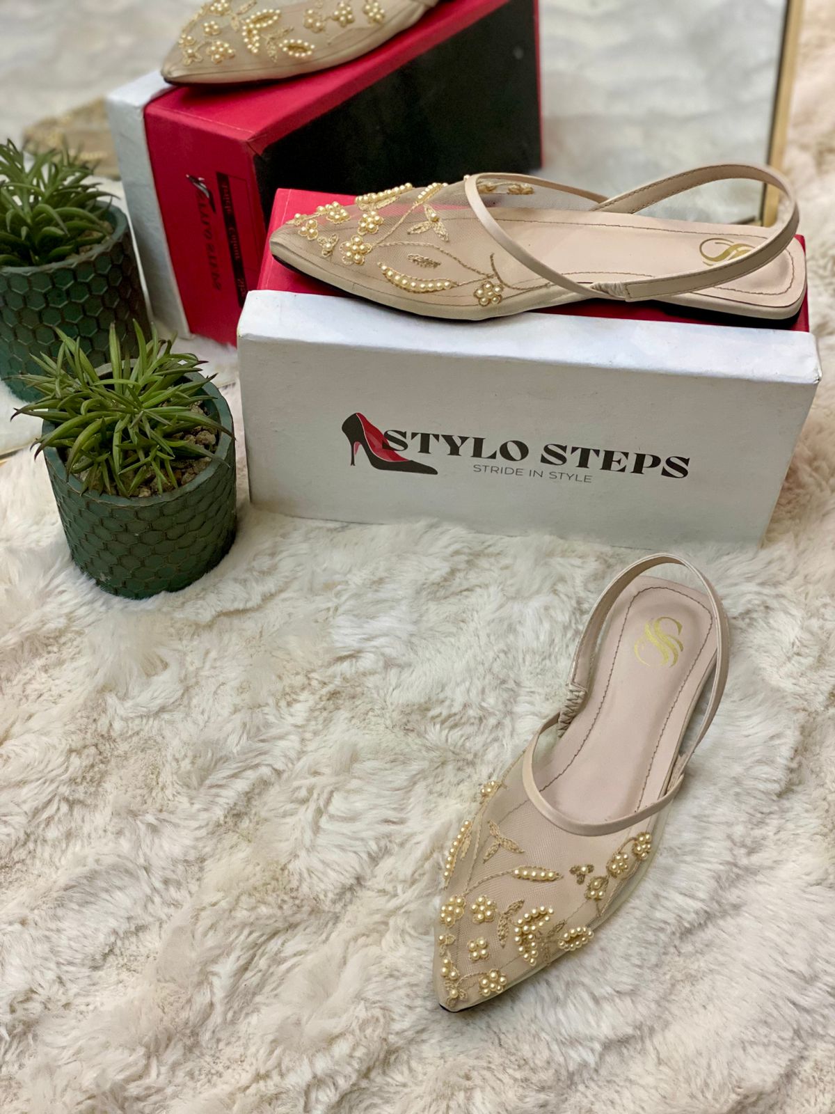 Eterna Bloom Mules Flats