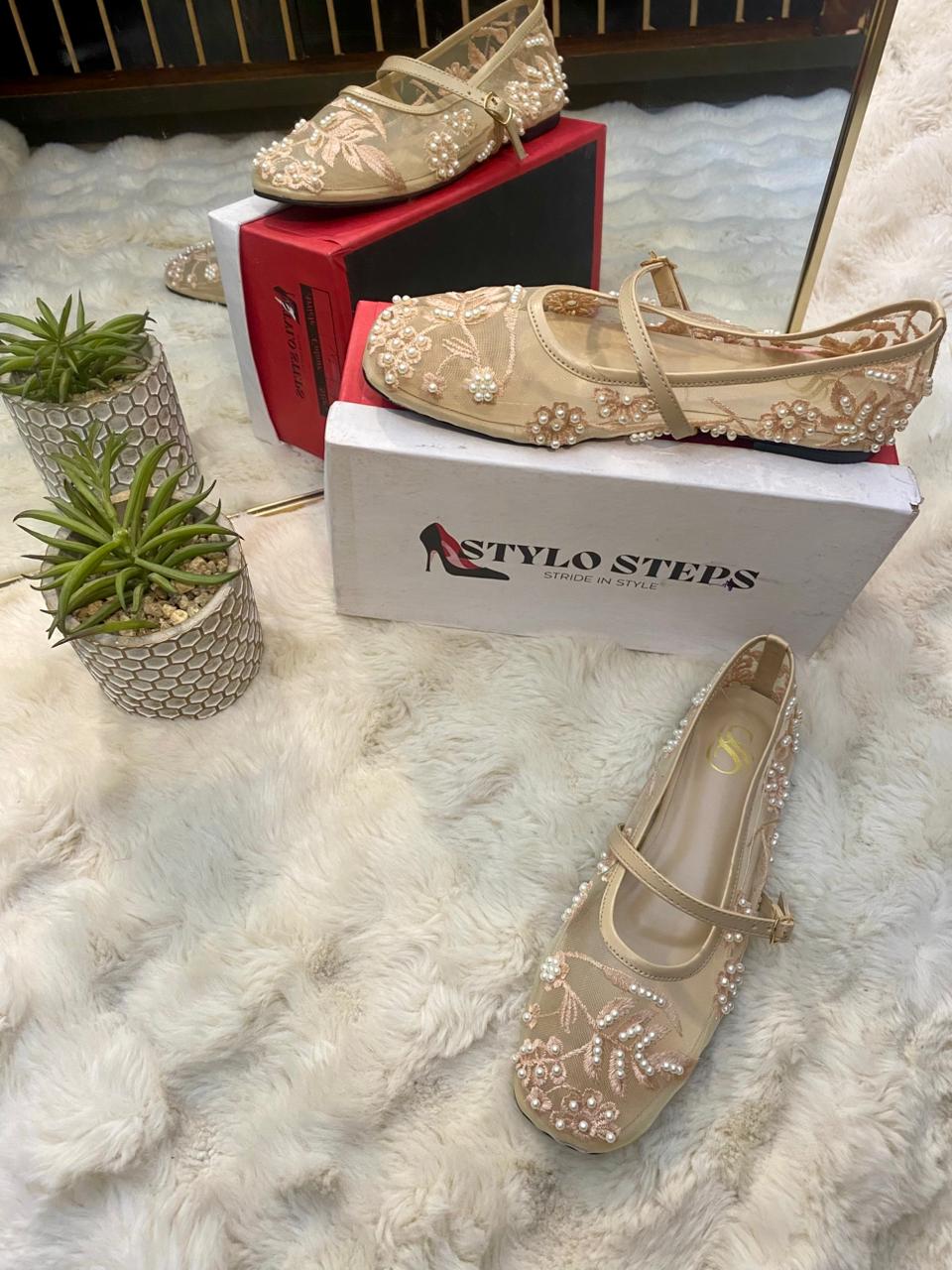 Eterna Bloom Ballet Embroidery Pumps