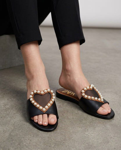 Amour Pearl Slides