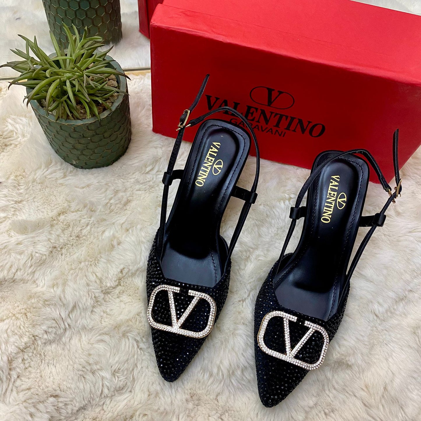 V-Empress Heels