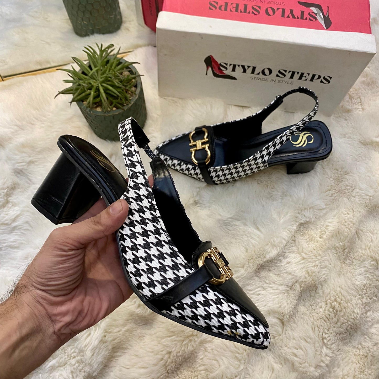 Hounds tooth Block Heel